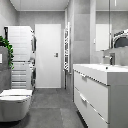 Modern In A Quiet Area *