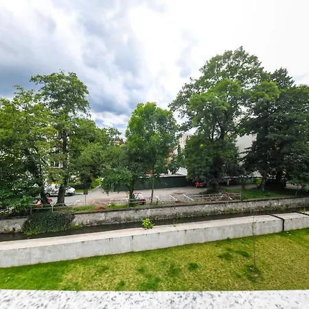 Appartement Modern In A Quiet Area *