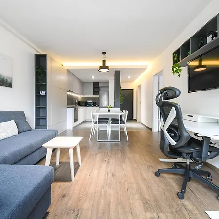 Modern In A Quiet Area * كلوج-نابوكا