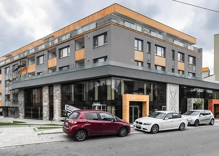 Modern In A Quiet Area Апартаменти