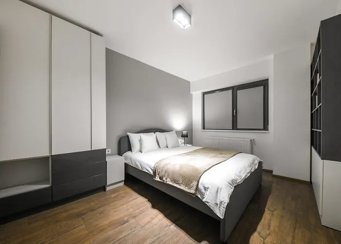 Modern In A Quiet Area *