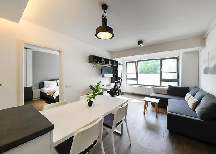 Апартаменти Modern In A Quiet Area Клуж-Напока
